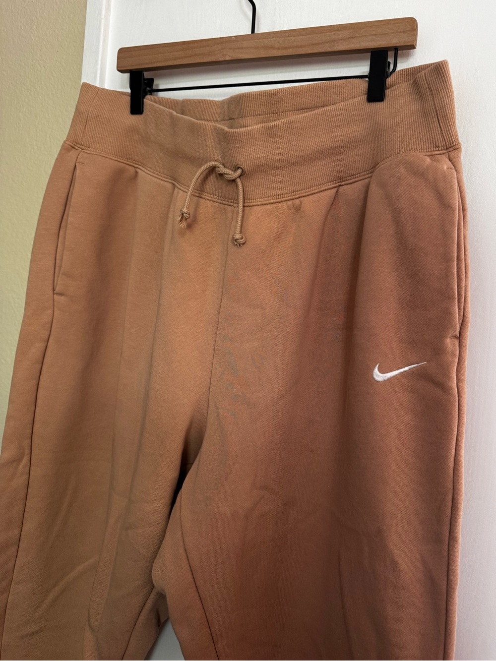 Nike Women's Tan/Cream Jogger Track Pants